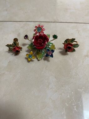 Vintage Floral Brooch and Earrings Set Painted Metal